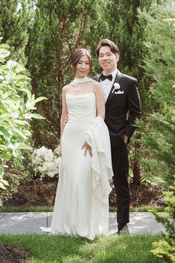 curved tree path for wedding photos at park loft nj