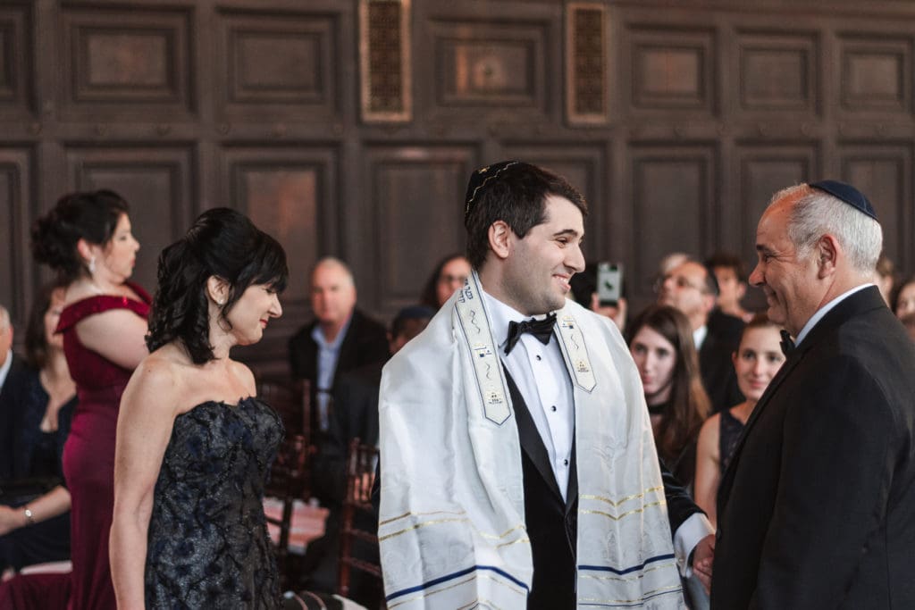 jewish-groom-at-ceremony