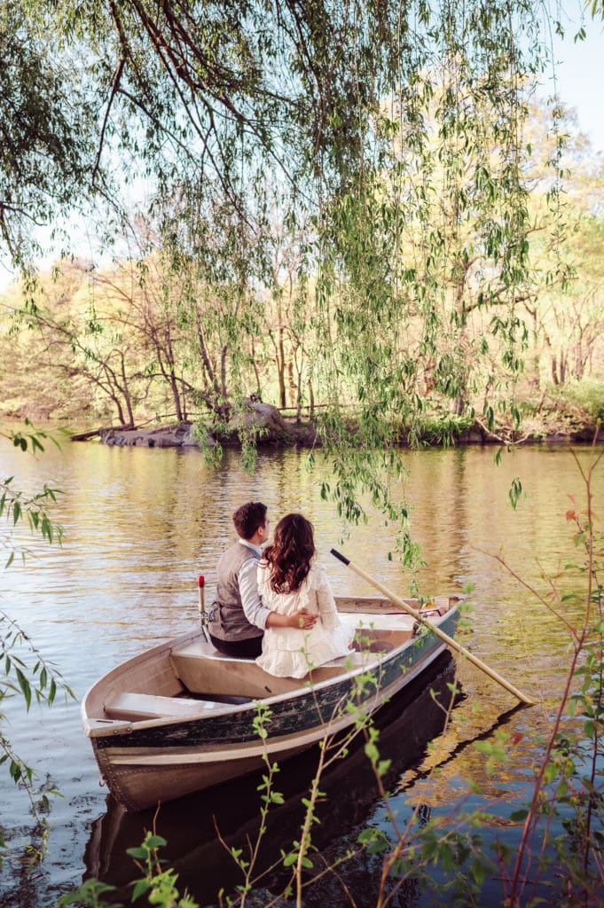loeb-central-park-boat-house-rental-the-notebook-inspired-engagement-photos-by-suess-moments