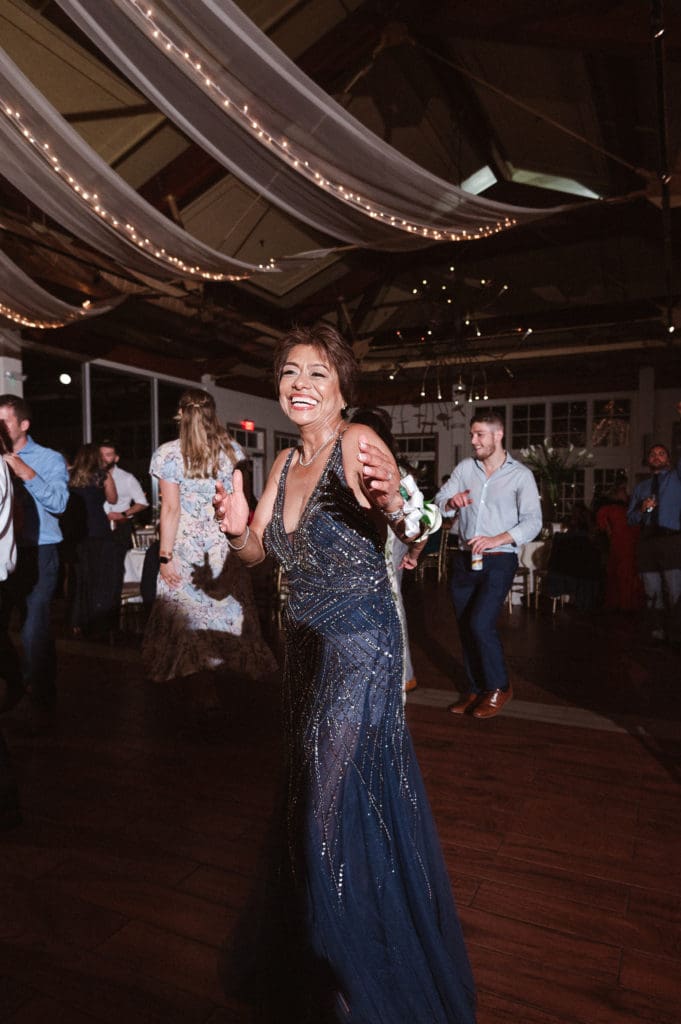 wedding-photos-at-liberty-house-restaurant-by-suess-moments-nj-photographer