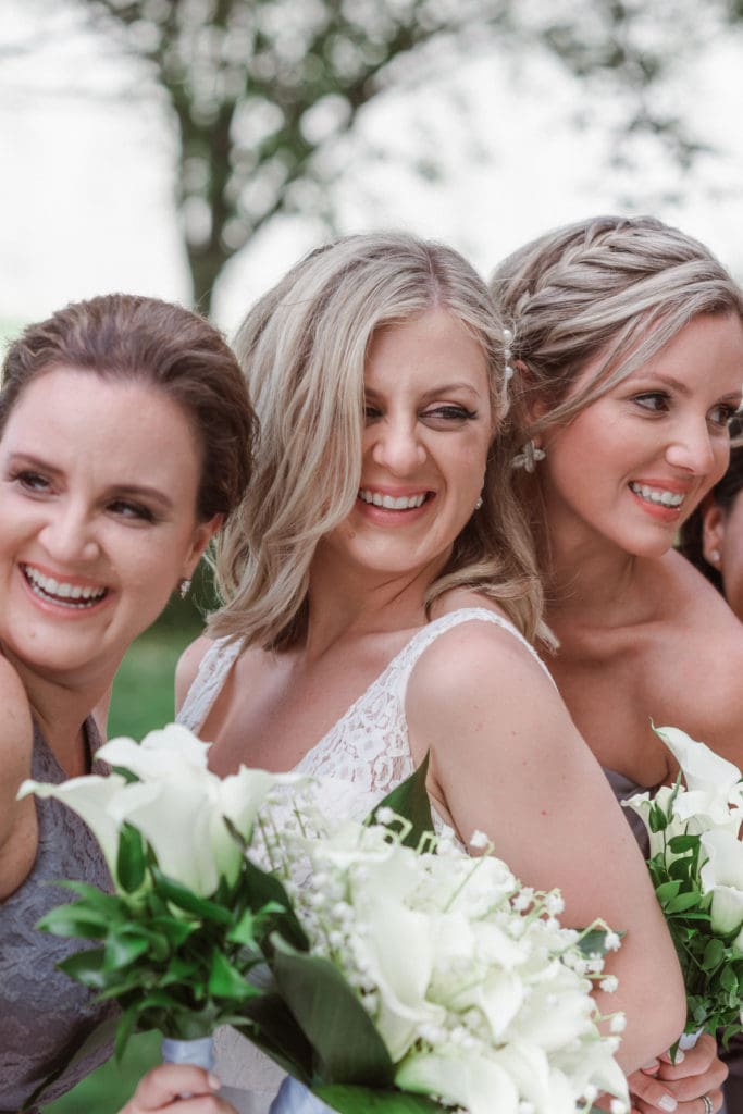 bridal-party-candid