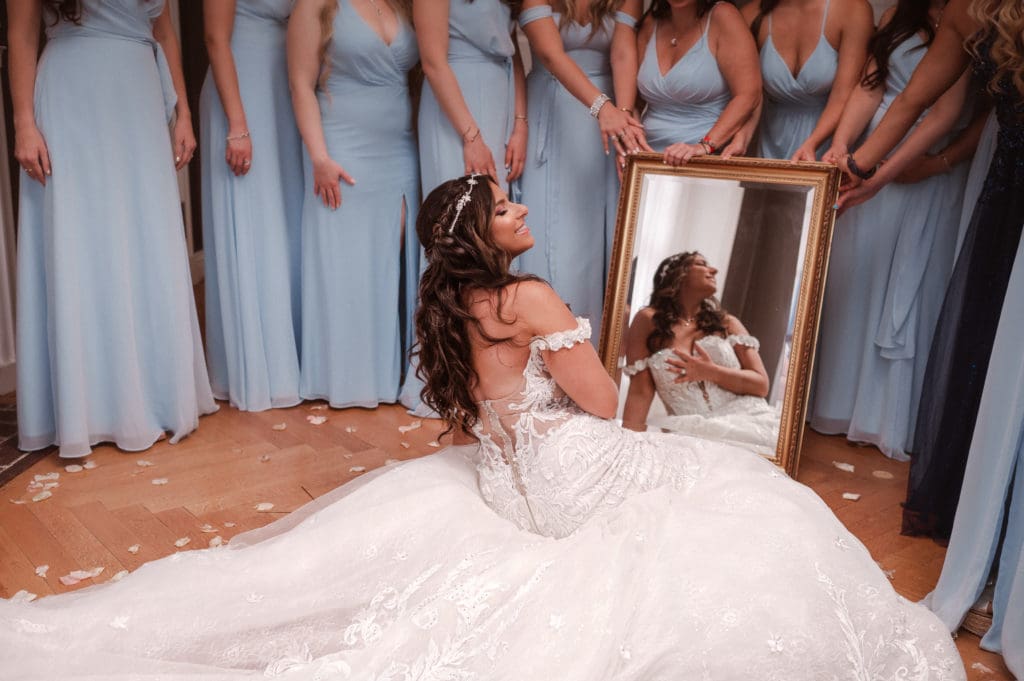 picture-perfect-bridal-prep-photos-by-suess-moments-nyc-jersey-city-photographer