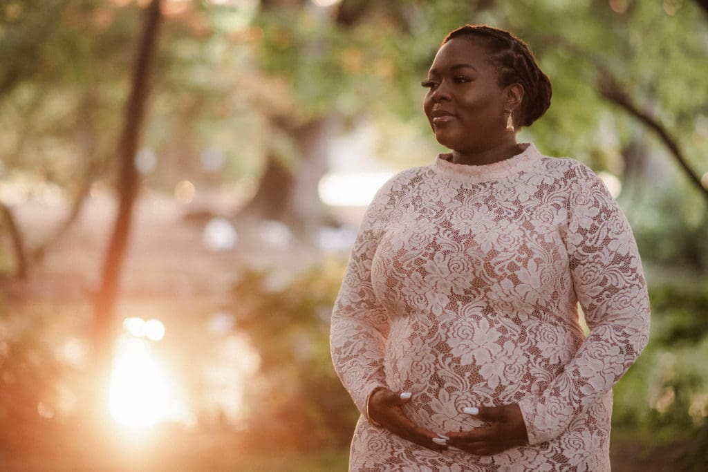 prospect-park-maternity-photos-by-suessmoments-golden-hour