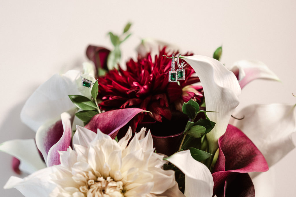 wedding-photos-at-bridal-suite-midtown-loft-and-terrace-by-suessmoments