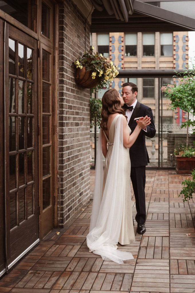 first-look-at-midtown-loft-and-terrace-nyc-photographer-suess-moments