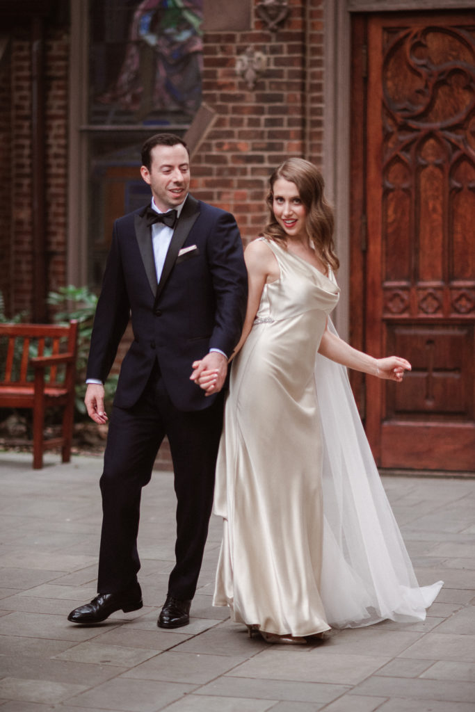 fun-bride-and-groom-candid-portraits-nyc-photographer-suessmoments