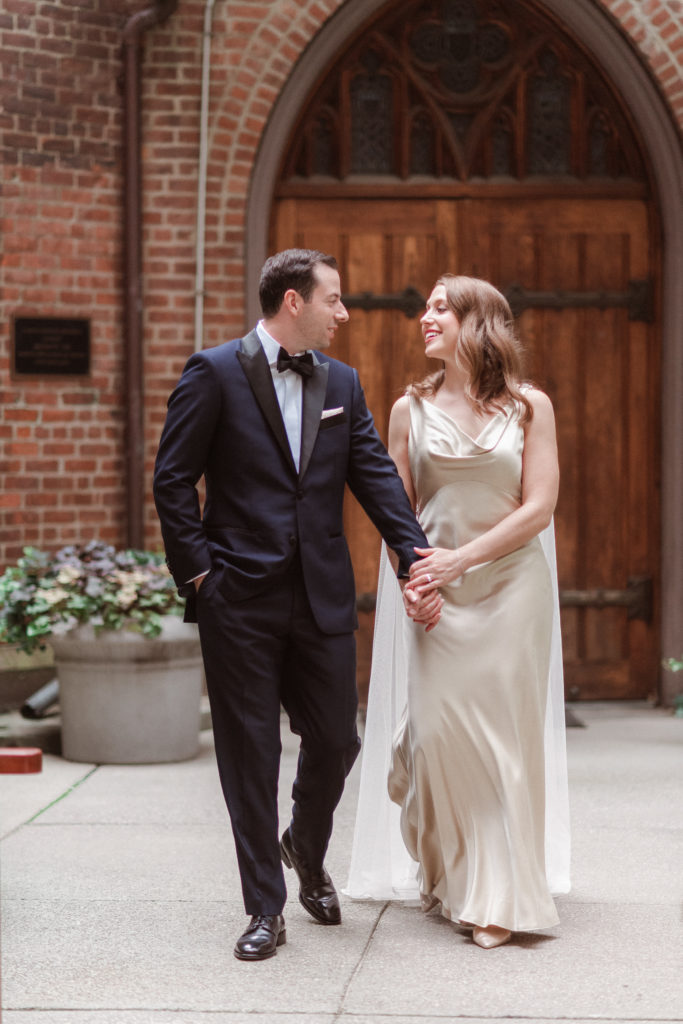 midtown-loft-and-terrace-wedding-photos-nearby-suess-moments