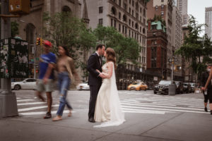 slow-shutter-speed-creative-wedding-photo-nyc-by-suessmoments