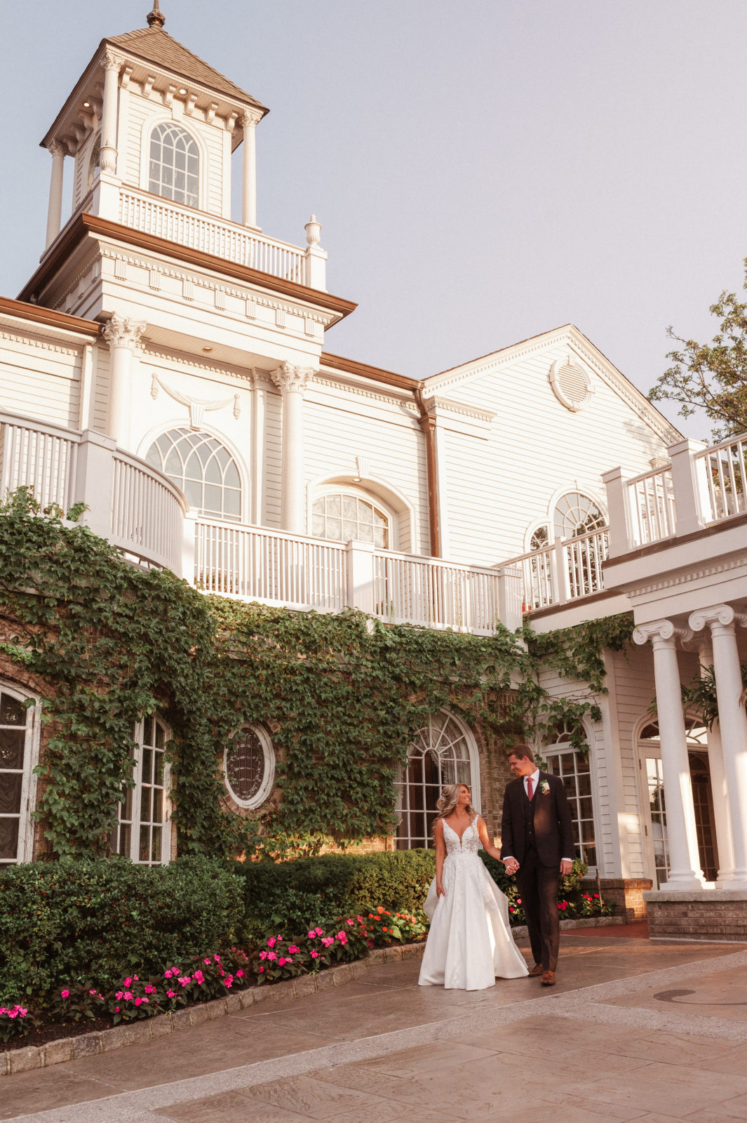 fairytale-wedding-photos-at-the-brownstone-nj-photographer-suess-moments