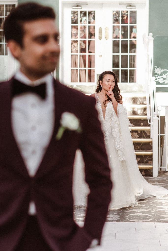 cute-first-look-on-wedding-day-photography-timeline