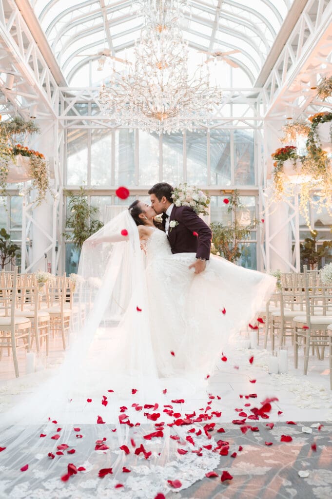 rose-petal-toss-wedding-photo