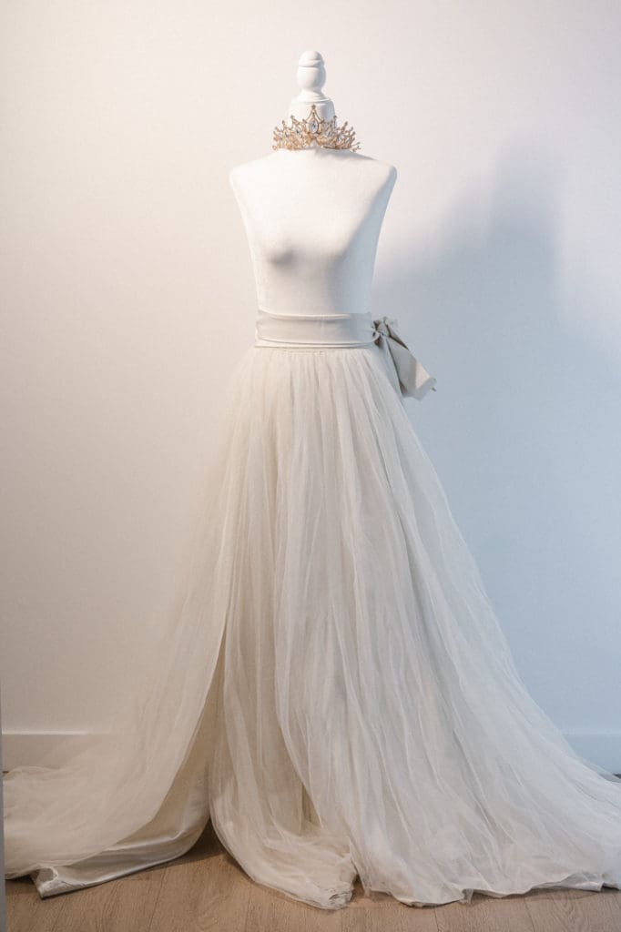 free-skirt-rental-suess-moments-nyc-nj-wedding-engagement-shoot-photographer