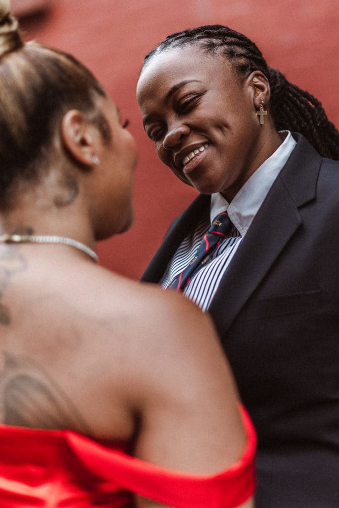 romantic-iconic-nyc-engagement-photos-soho-suessmoments