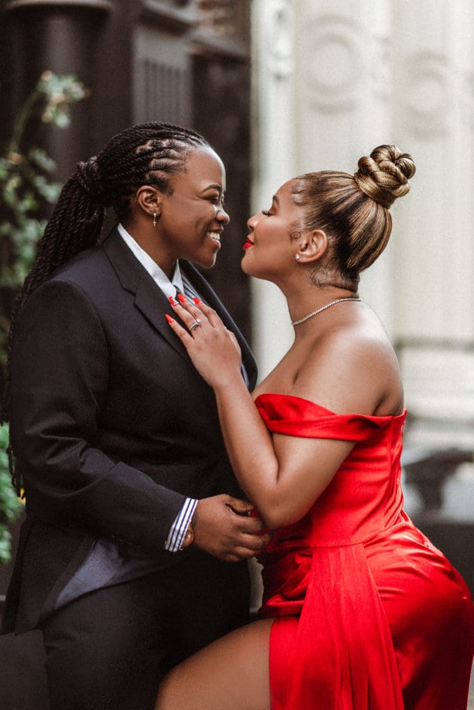 romantic-iconic-nyc-engagement-photos-soho-suessmoments