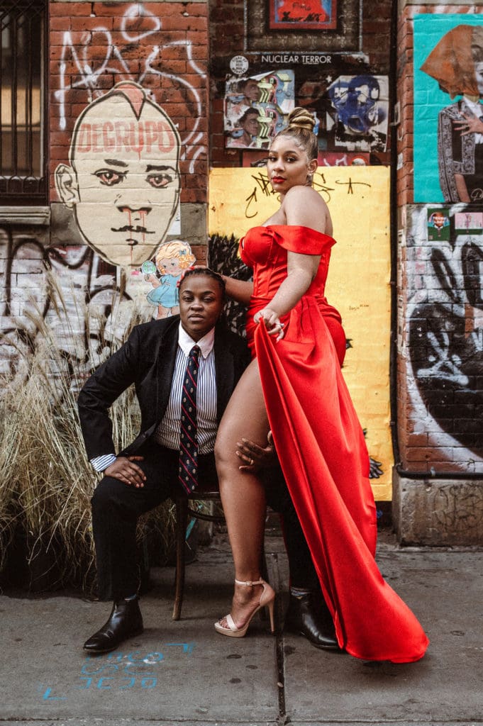 soho-grafitti-engaement-photos-by-suess-moments