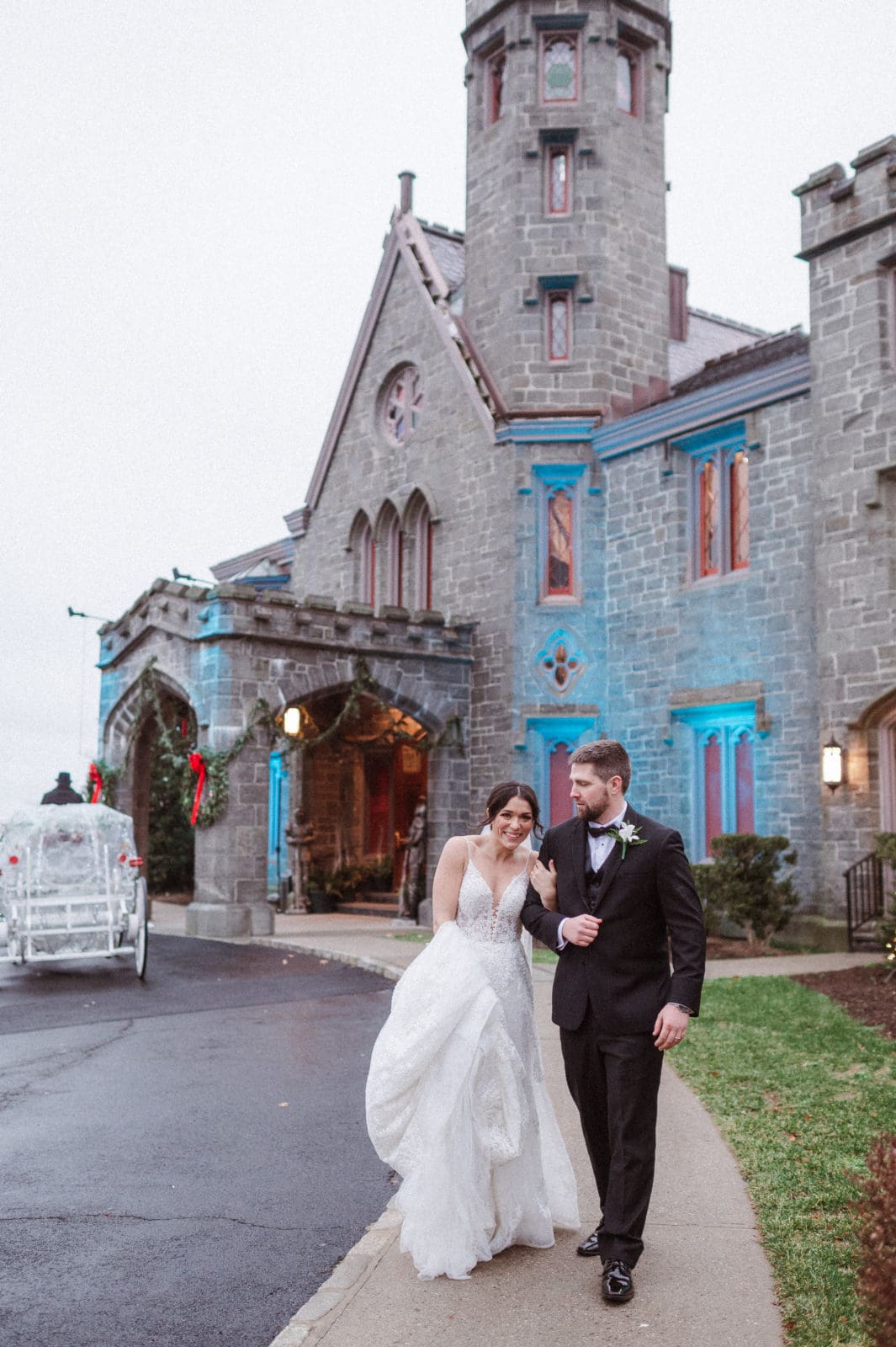 whitby-castle-wedding-photo-by-suess-moments
