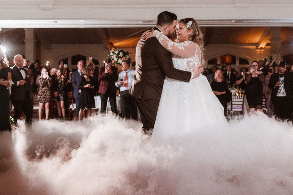 fall-theme-wedding-at-whitby-castle-reception-suess-moments-photography-ny-nj