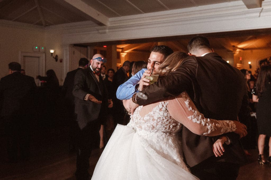 fall-theme-wedding-at-whitby-castle-reception-suess-moments-photography-ny-nj