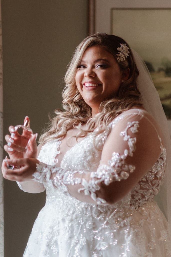 bridal-suite-at-whitby-castle-new-york-by-suessmoments-photographer-nyc-nj