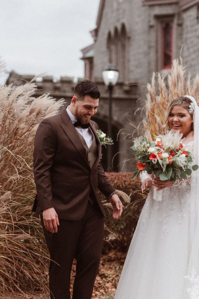 fall-theme-wedding-at-whitby-castle-new-york-by-suess-moments-creative-magical