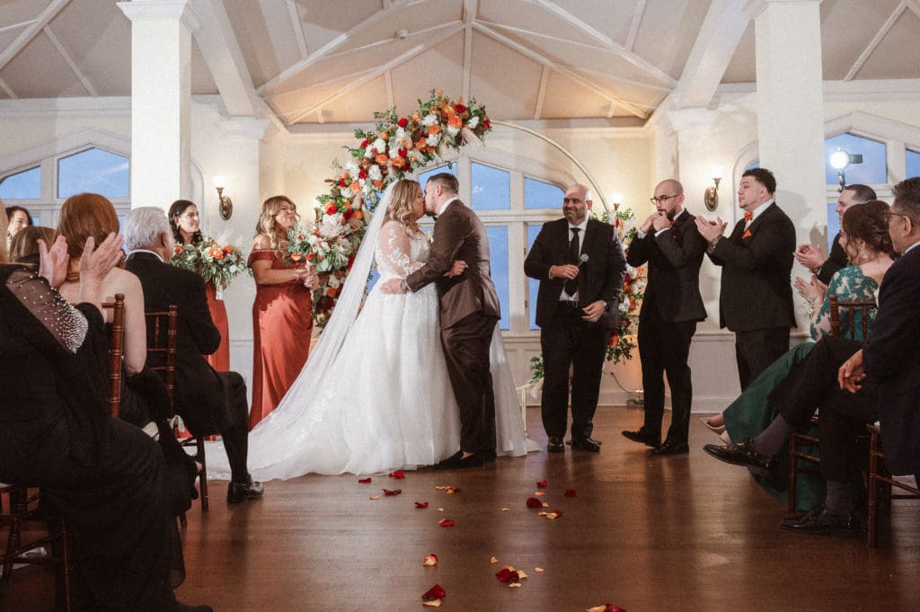 fall-themed-wedding-ceremony-inside-whitby-castle-new-york-by-suessmoments