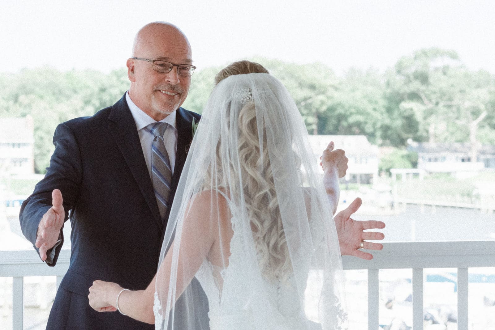 crystal-point-yacht-club-new-jersey-wedding-photos-by-suess-moments