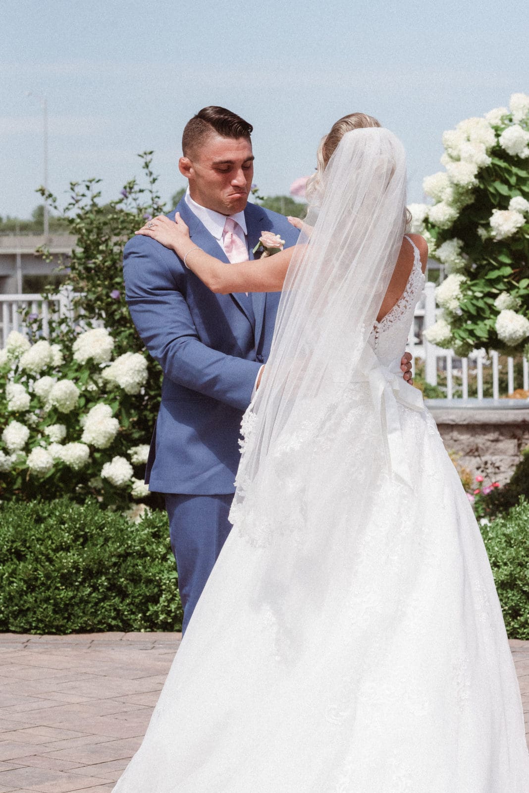 crystal-point-yacht-club-new-jersey-wedding-photos-by-suess-moments