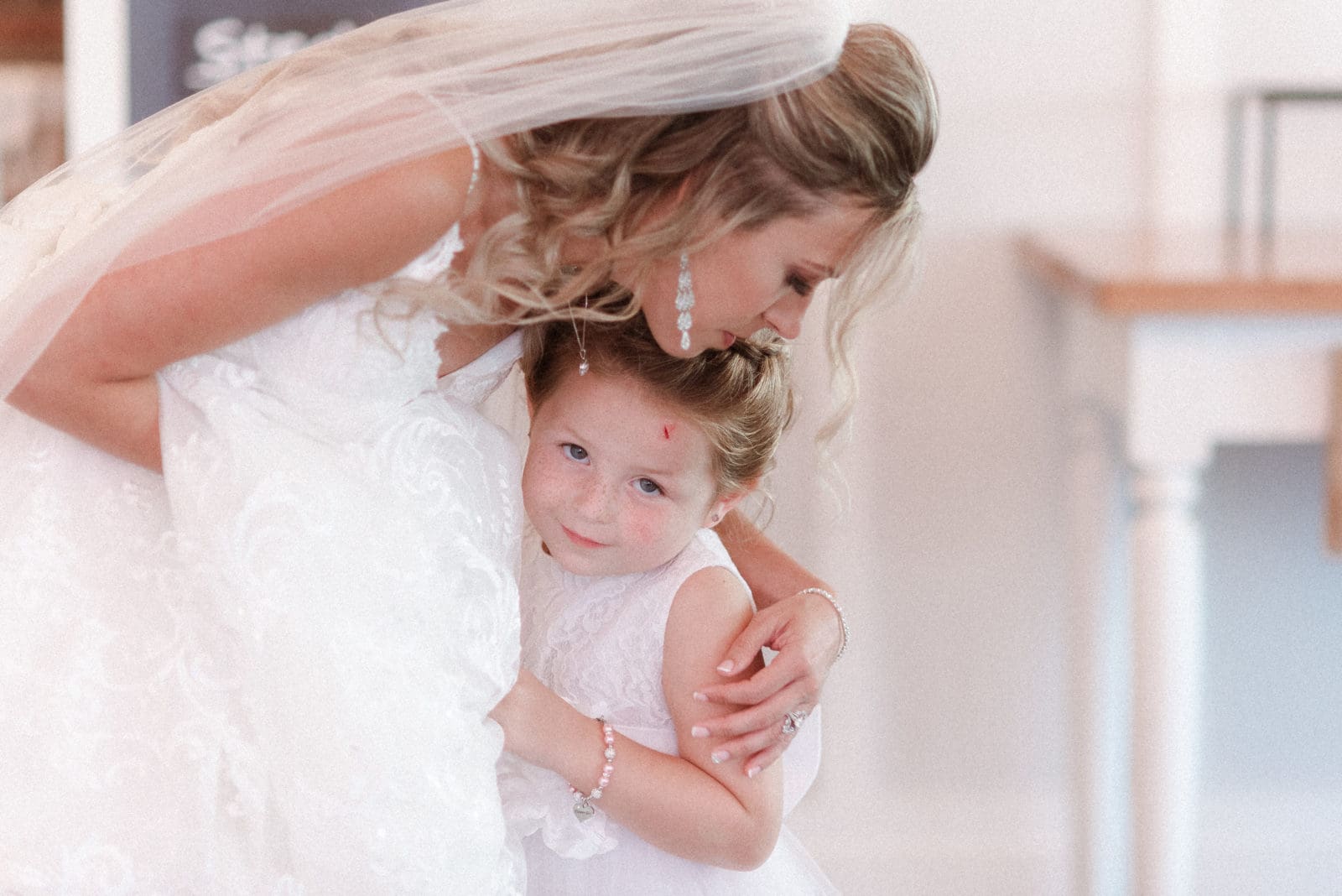 crystal-point-yacht-club-new-jersey-wedding-photos-by-suess-moments