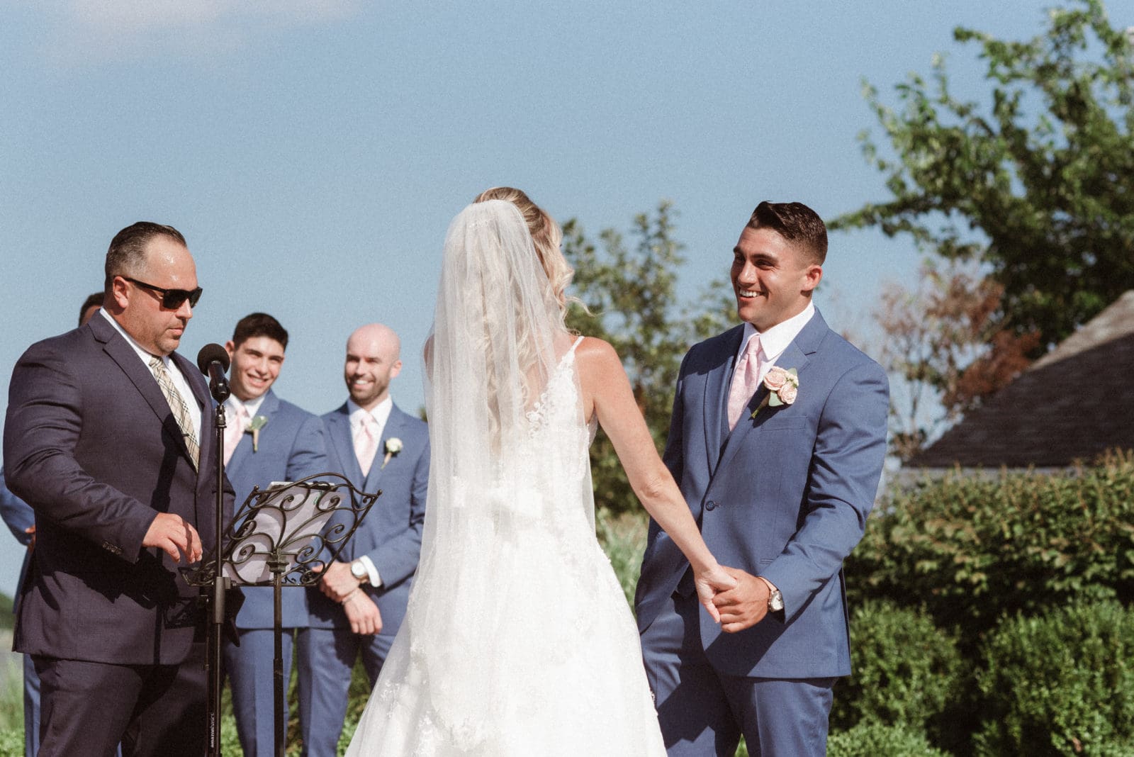 crystal-point-yacht-club-wedding-photos-by-suess-moments-photography-nj