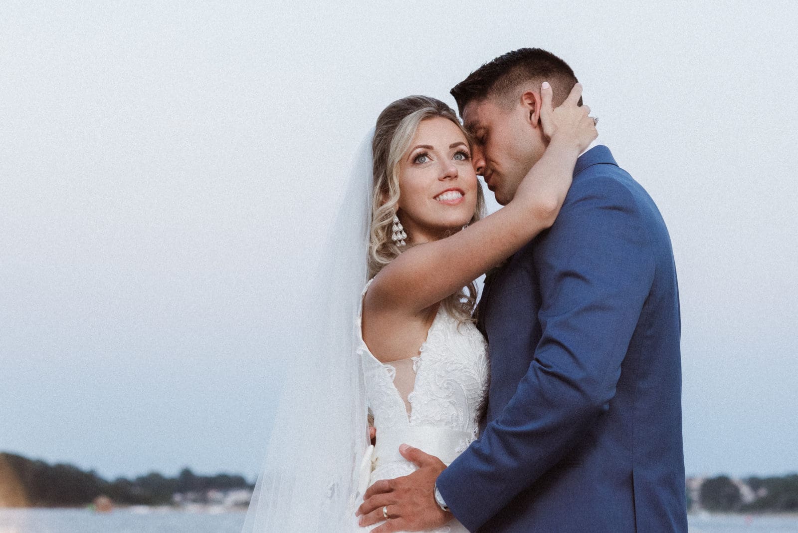 wedding-photos-a-crystal-point-yacht-club-new-jersey-sunset-portraits-suessmoments