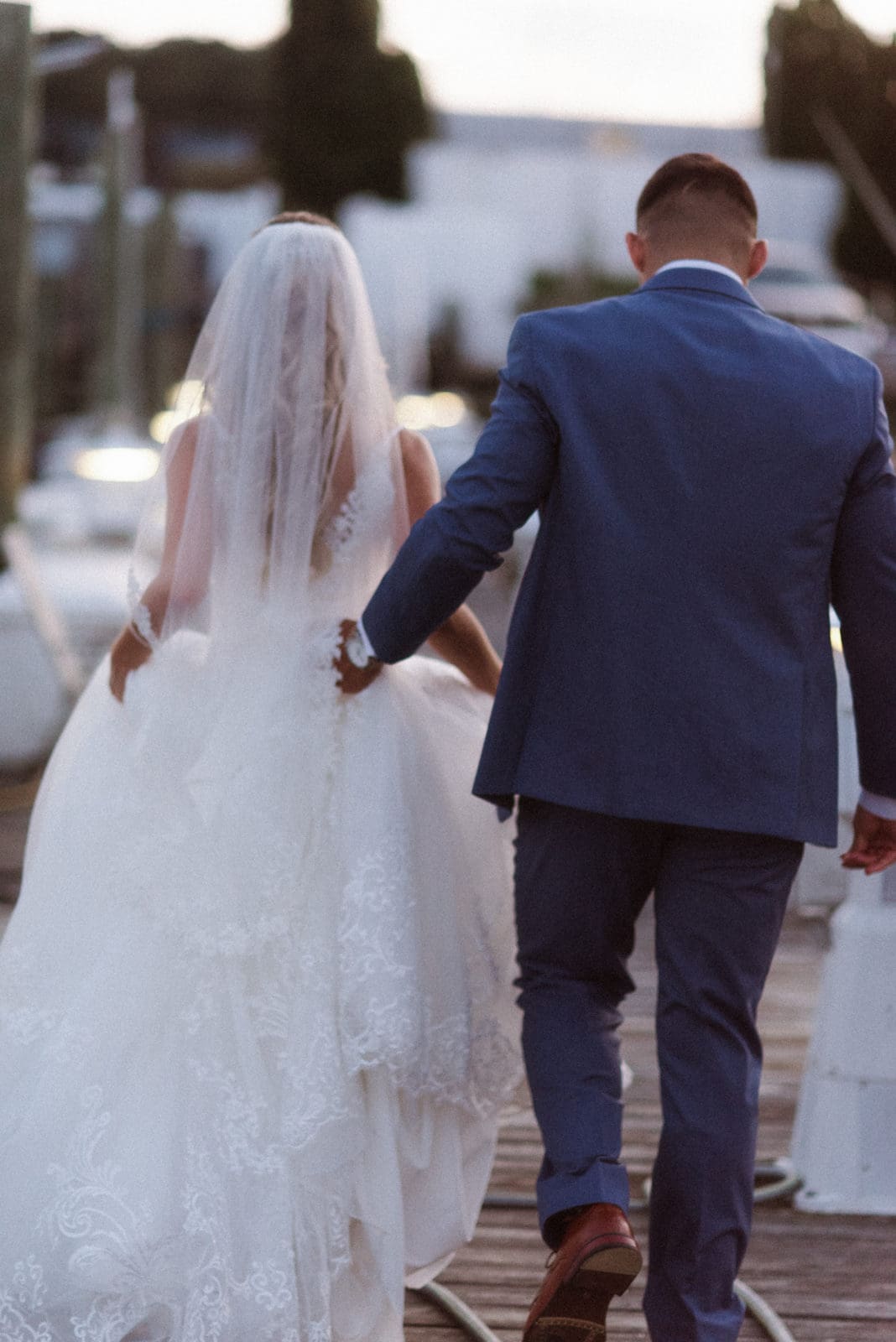wedding-photos-a-crystal-point-yacht-club-new-jersey-sunset-portraits-suessmoments