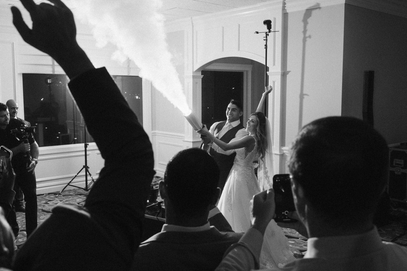 crystal-point-yacht-club-wedding-reception-photos-by-suessmoments