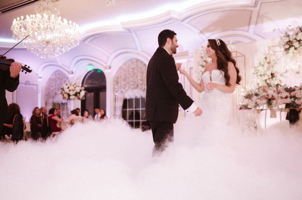 the-meadow-wood-manor-new-jersey-wedding-photos-reception-by-suess-moments-nj-photographer