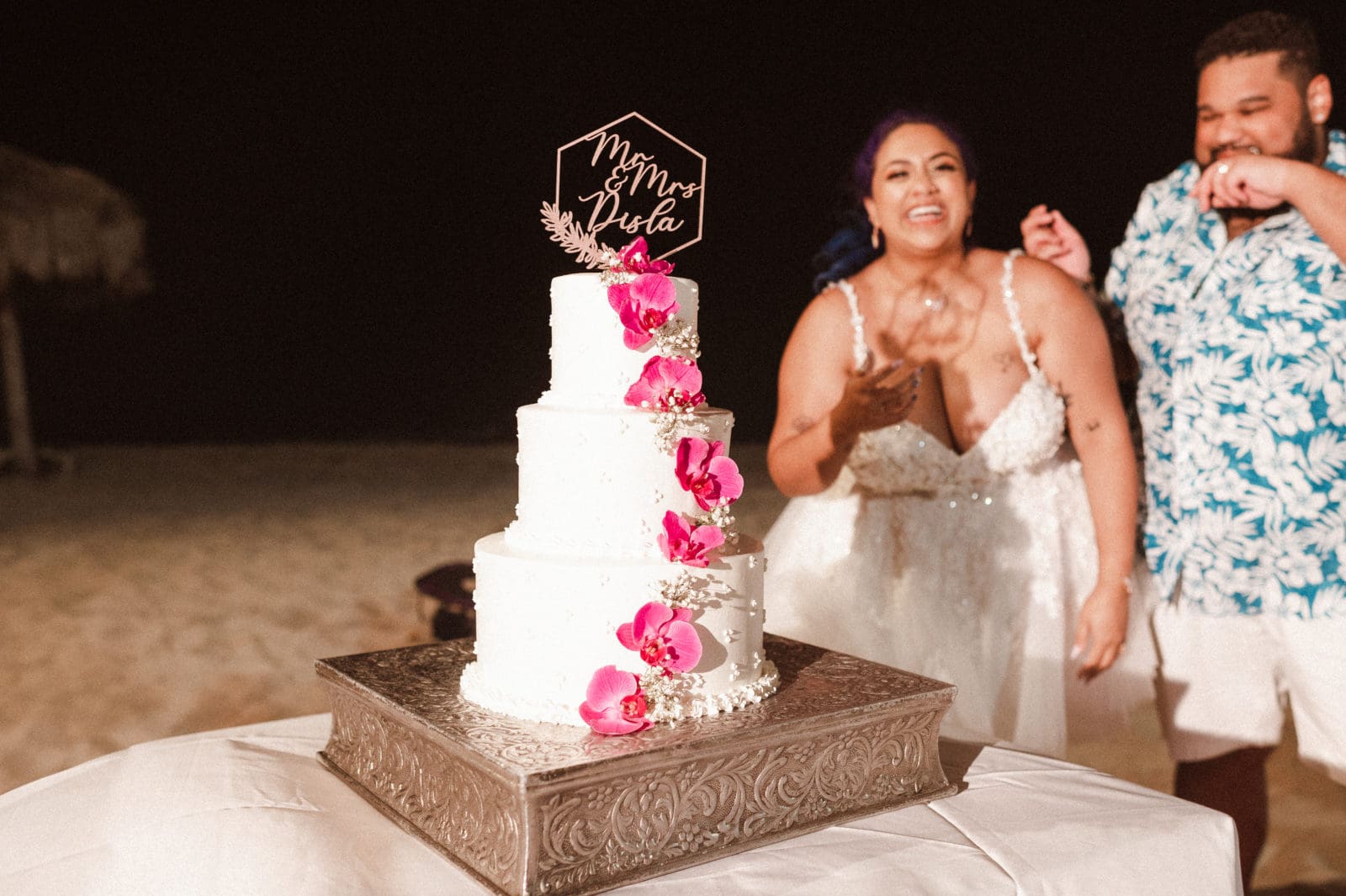 cake-cutting-photo-with-pink-flowers