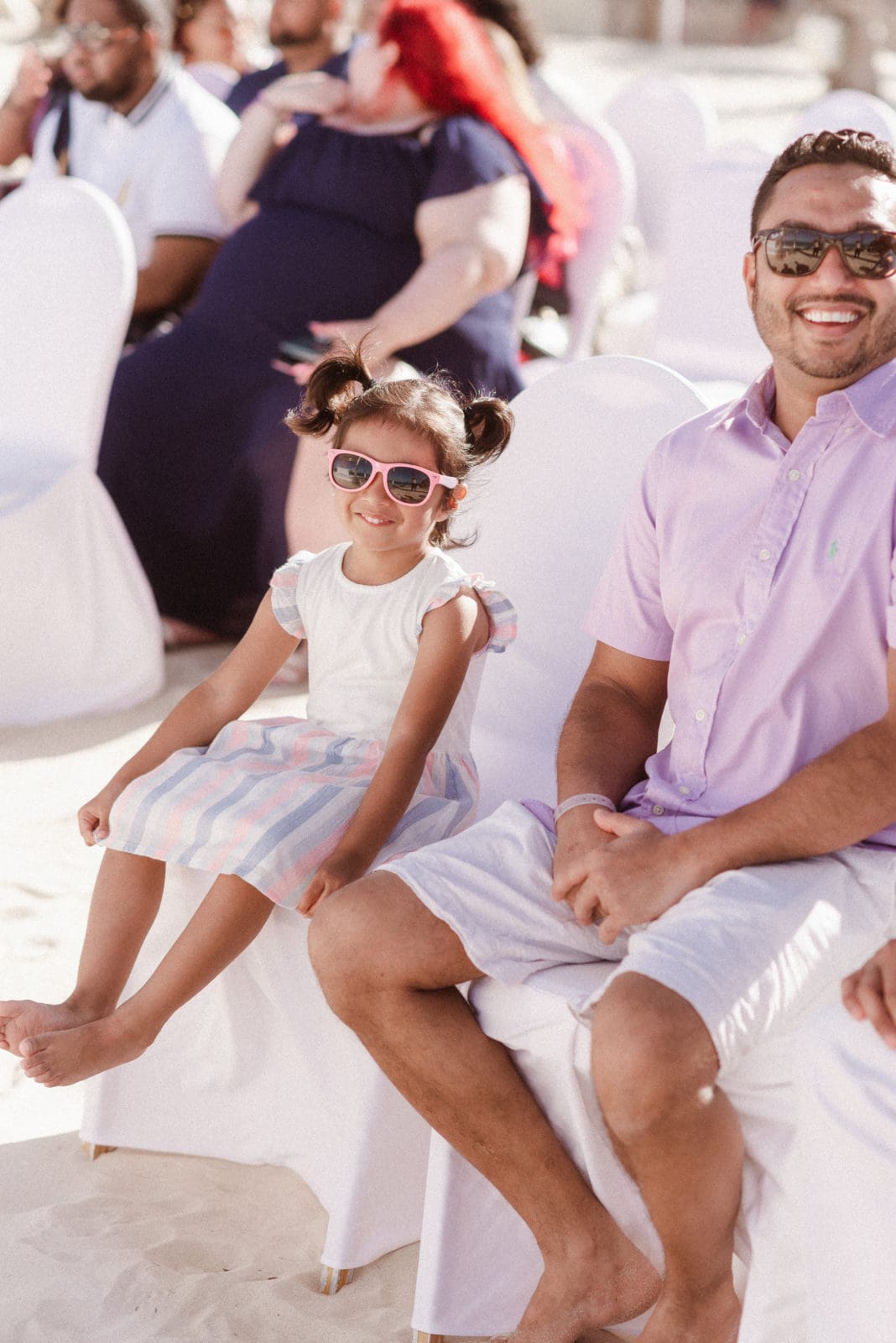 candid-photo-of-guests-at-wedding