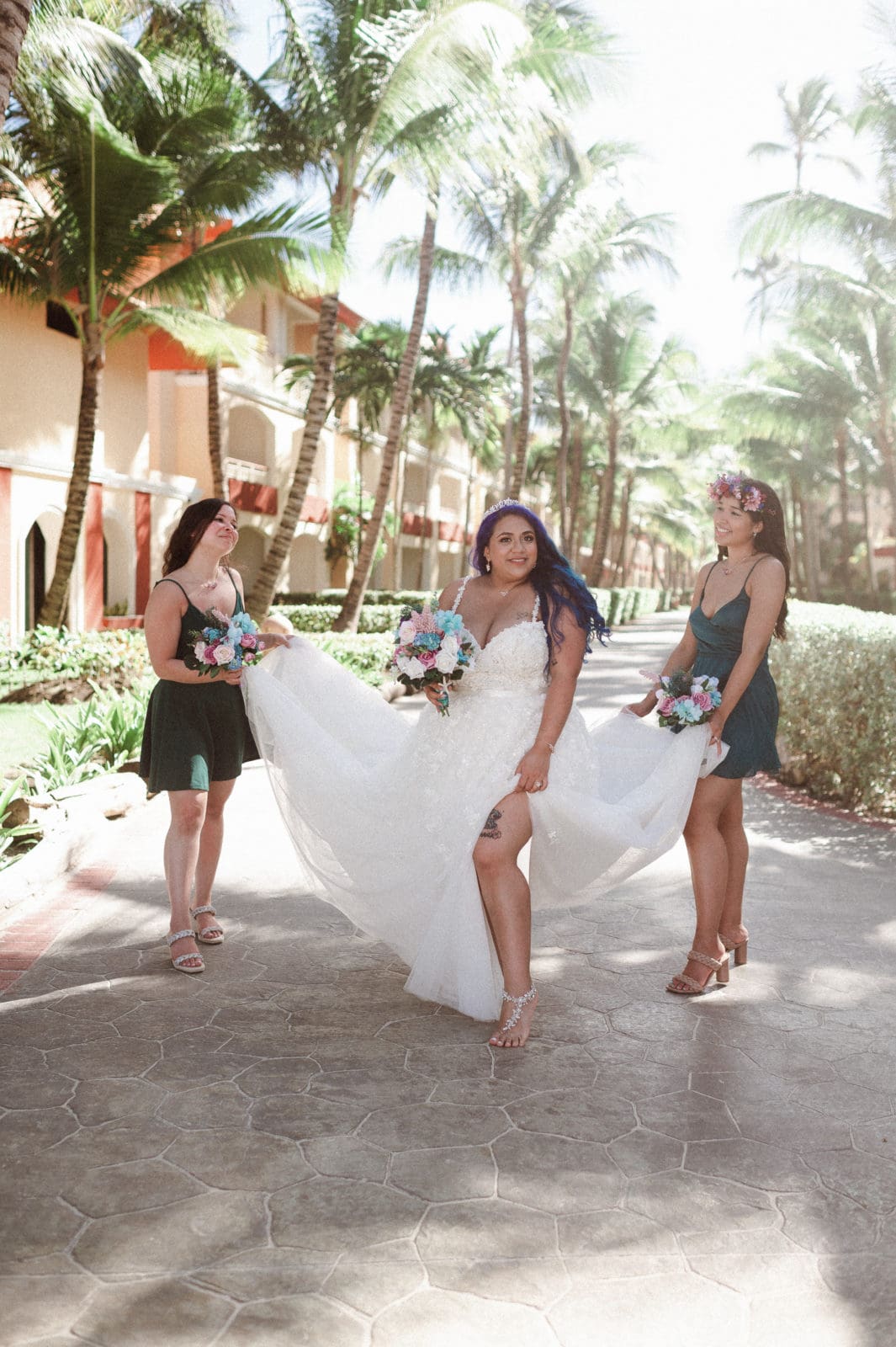 bridesmaid-photo-at-punta-cana-majestic-elegance-by-suess-moments