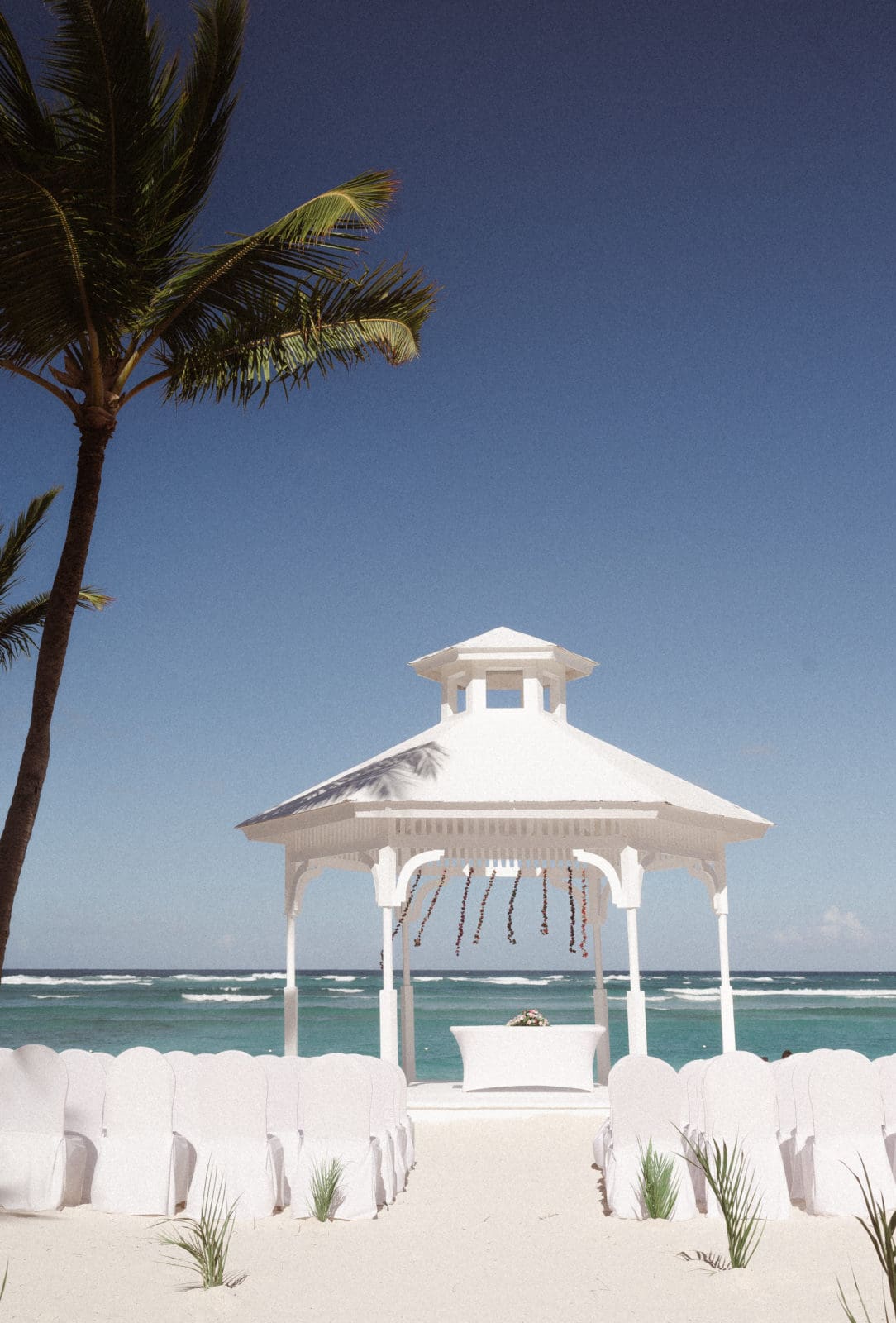 majestic-elegance-punta-cana-dominican-republic-by-suess-moments-wedding-photographer