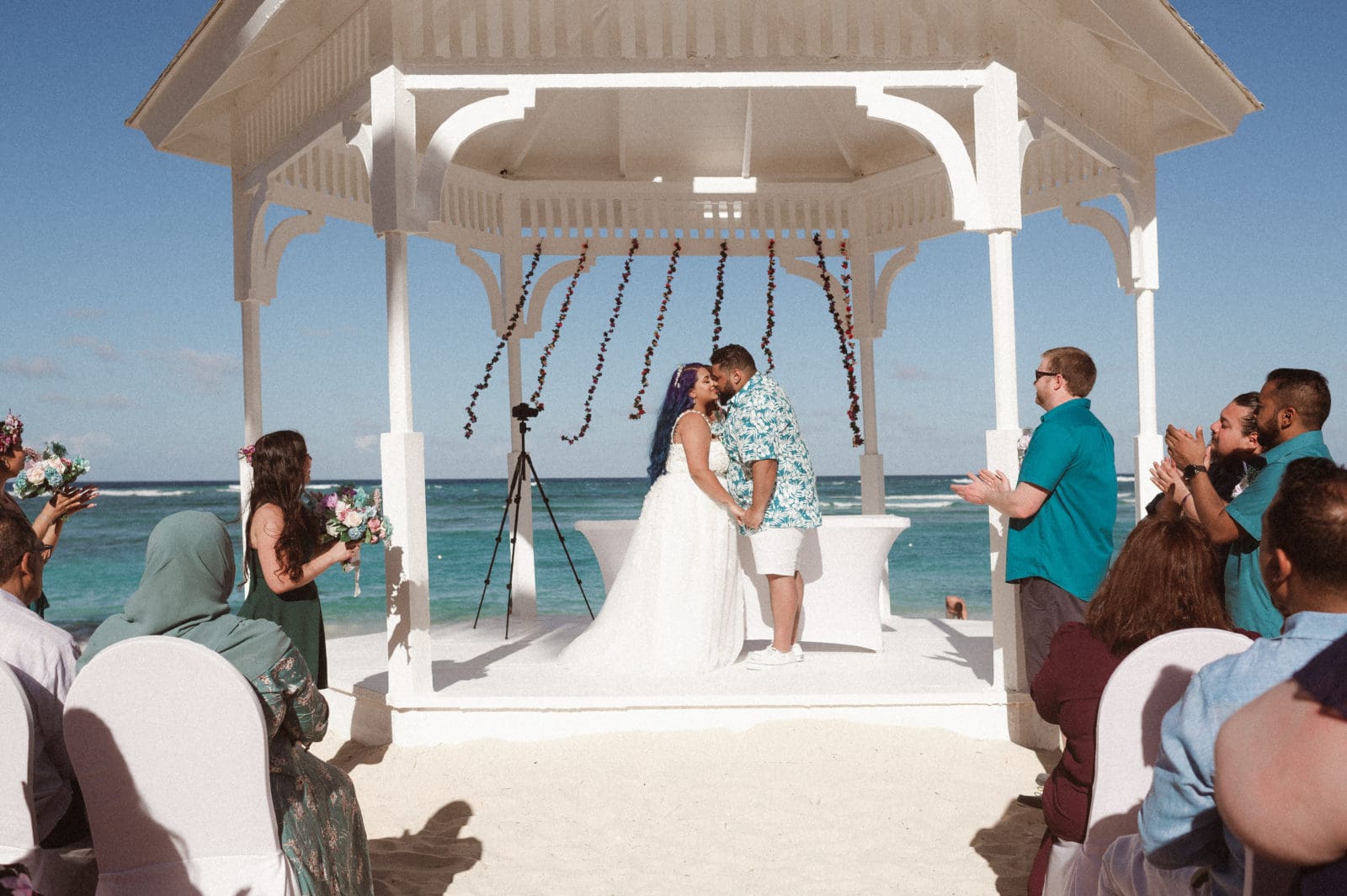 kiss-the-bride-beach-wedding-at-punta-cana-majestic-elegance-by-suessmoments