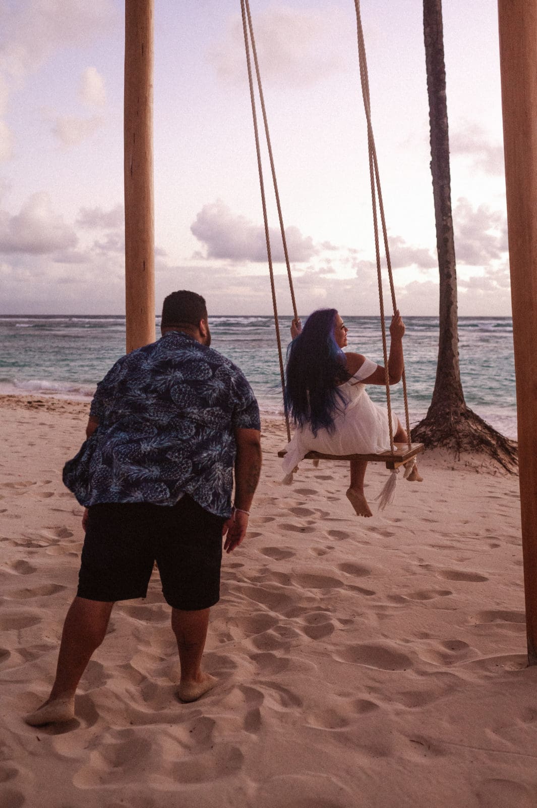 sunrise-punta-cana-dominican-republic-wedding-photos-by-suess-moments-teal-hair