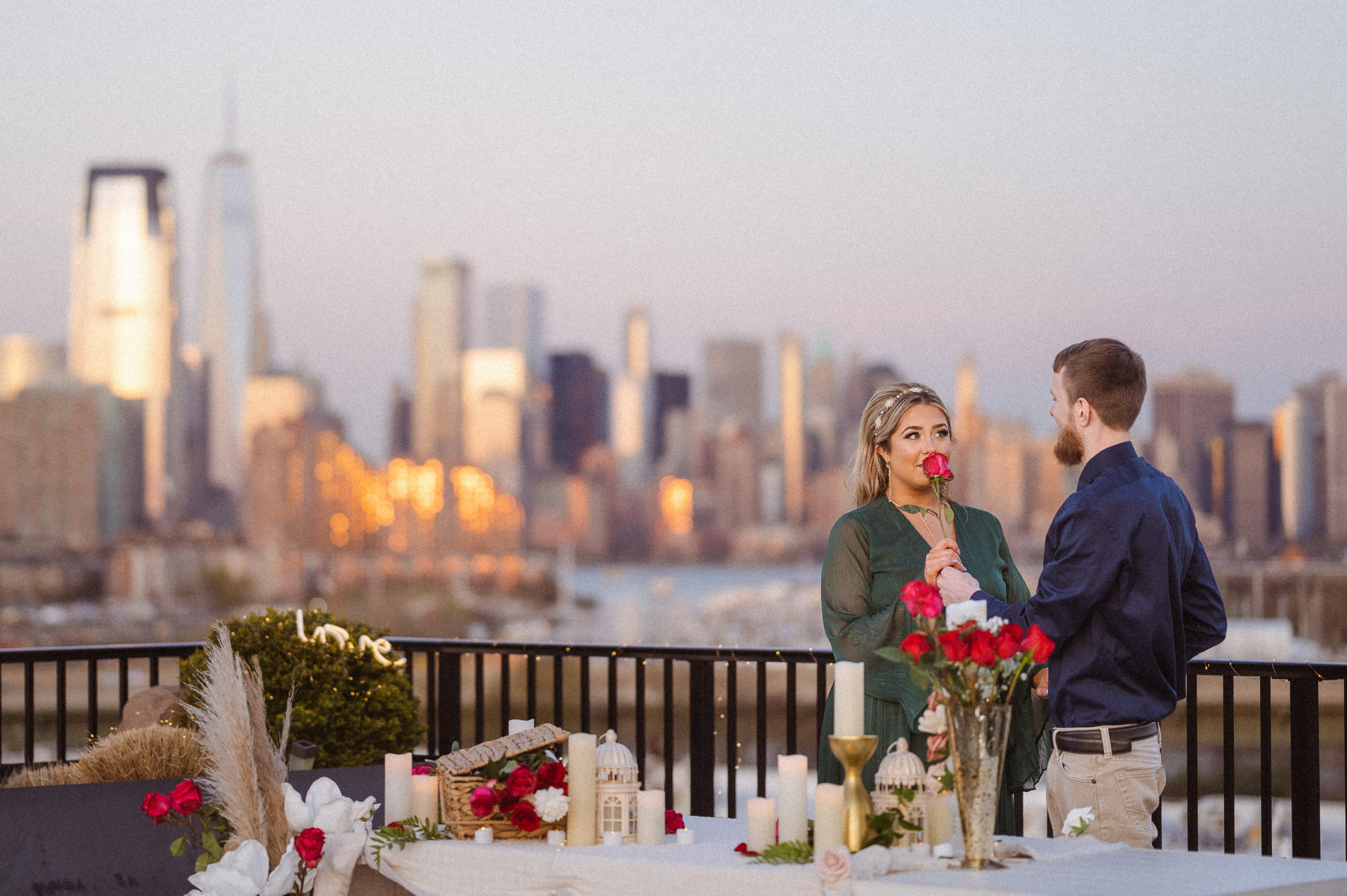 rooftop-nyc-skyline-views-in-jersey-city-nj-photos-by-suess-moments