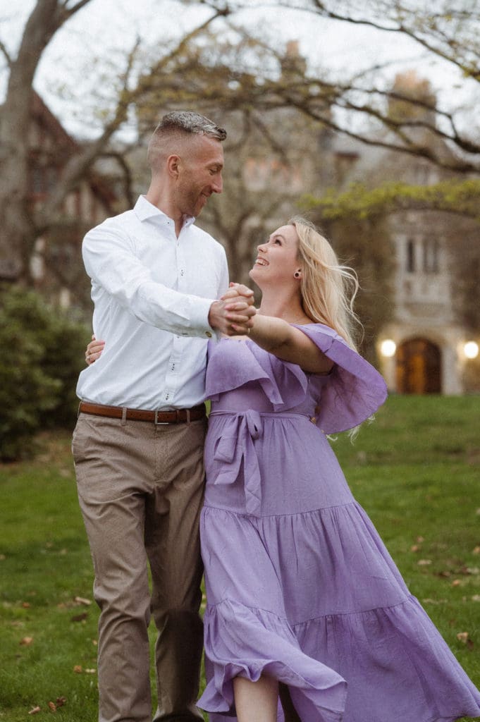 castle-at-skylands-manor-nj-botanical-gardens-spring-engagement-photos-suess-moments