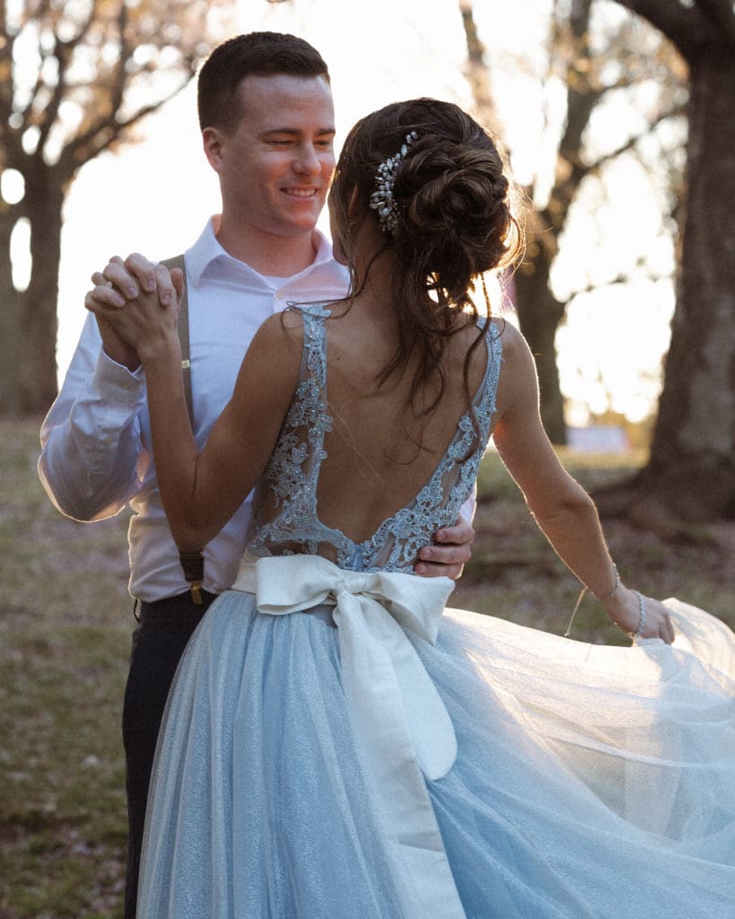 fairytale-inspired-engagement-photos-nj-by-suess-moments-photographer-brook-branch-park-jersey-city