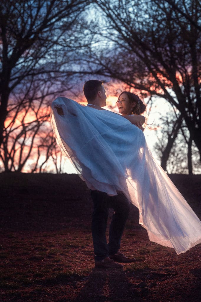 sunset-couple-brook-branch-park-engagement-photos-by-suess-moments-photography-jersey-city