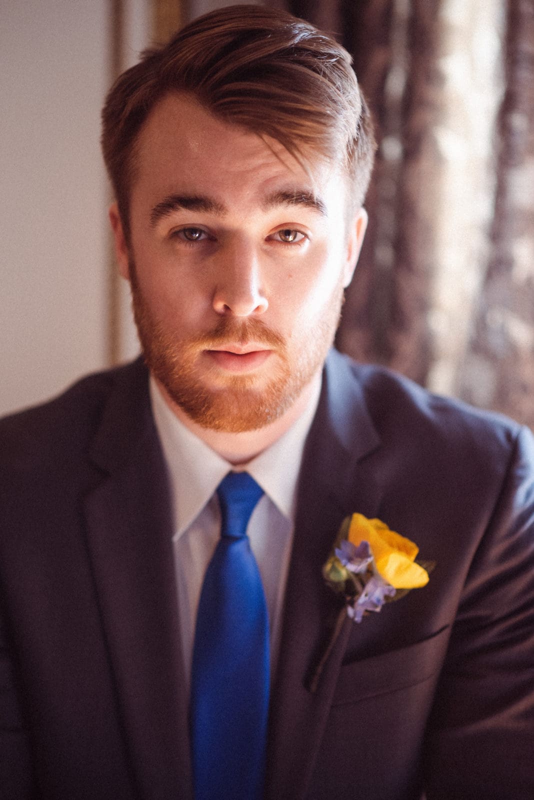 groom-portrait-at-the-james-ward-mansion-suess-moments