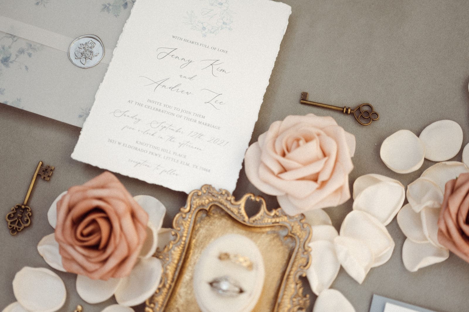 flat-lay-photography-wedding-by-suess-moments