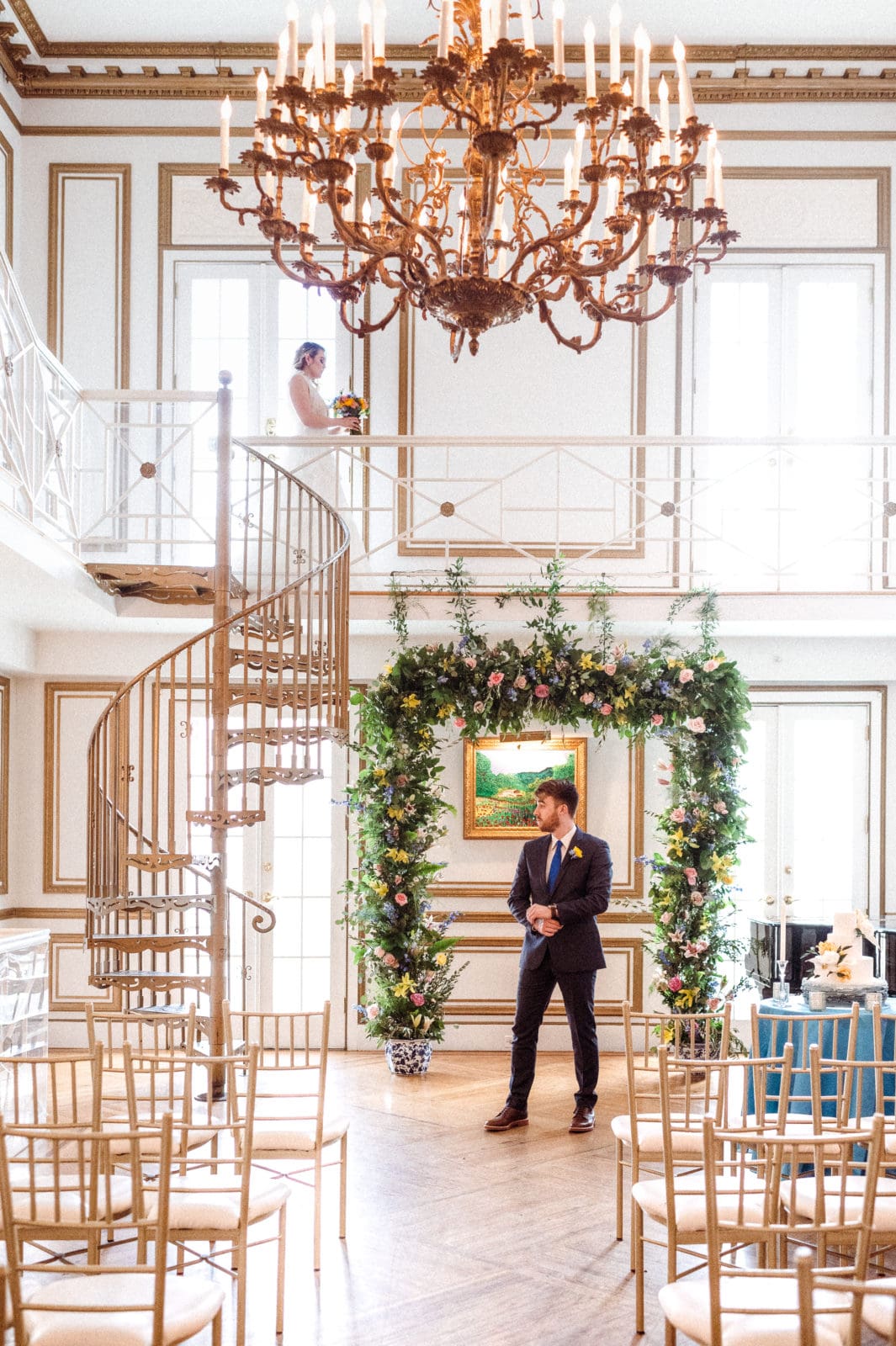 first-look-wedding-photos-at-the-james-ward-mansion-by-suess-moments