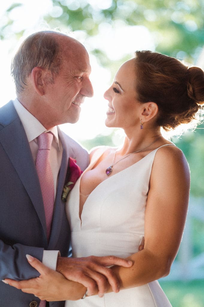 purple-blue-vibrant-wedding-photos-monteverde-at-oldstone-ny-suess-moments-photography