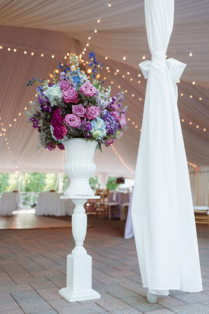 purple-blue-vibrant-wedding-photos-monteverde-at-oldstone-ny-suess-moments-photography