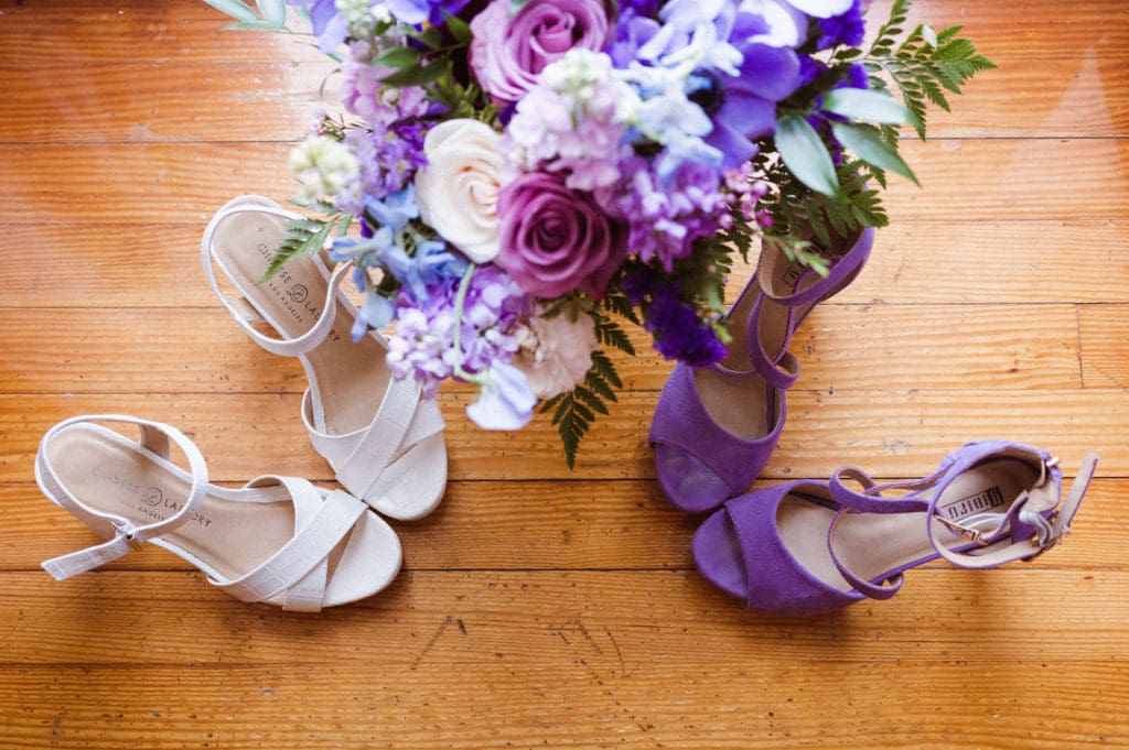 purple-blue-vibrant-wedding-photos-monteverde-at-oldstone-ny-suess-moments-photography