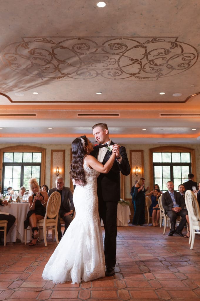 first-dance-wedding-photo-suess-moments-at-the-manor